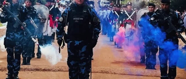 CAMPO RAMÓN: La Policía de Misiones participó del acto por el Día de la Bandera y los 80° años del municipio